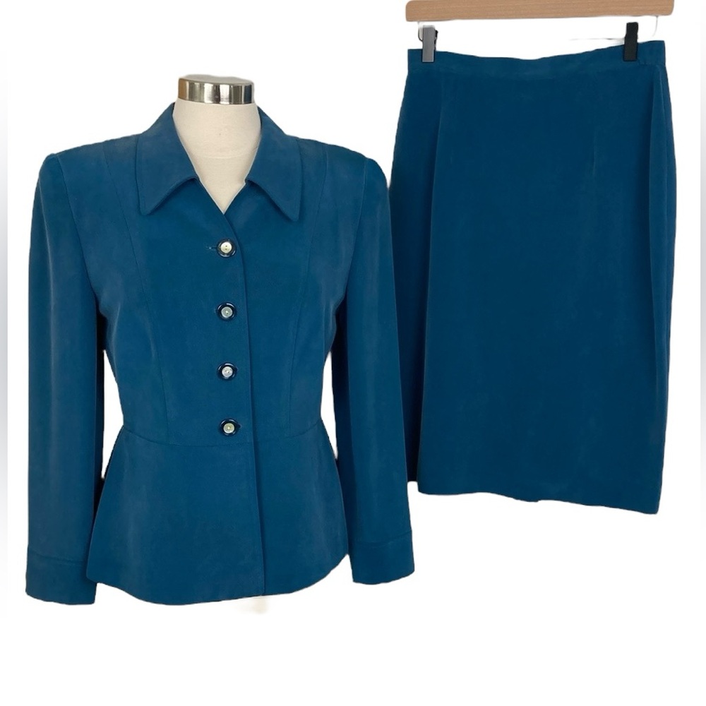 Jones New York Blue Silk Two Piece Suit Set